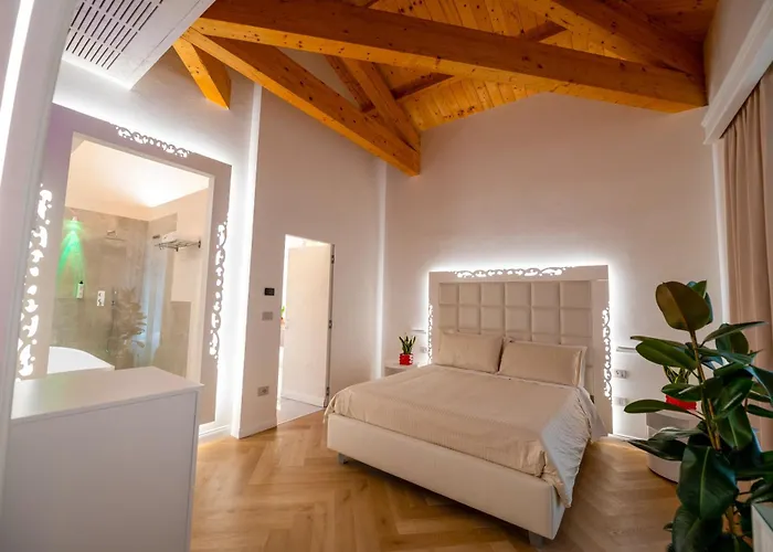 Bed and Breakfast La Divina - Free Parking - Tropea